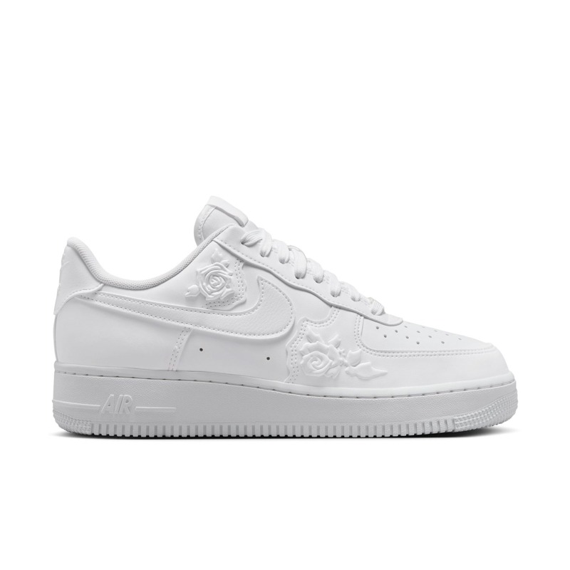 Pantofi sport Nike WMNS AIR FORCE 1 '07 SE Femei