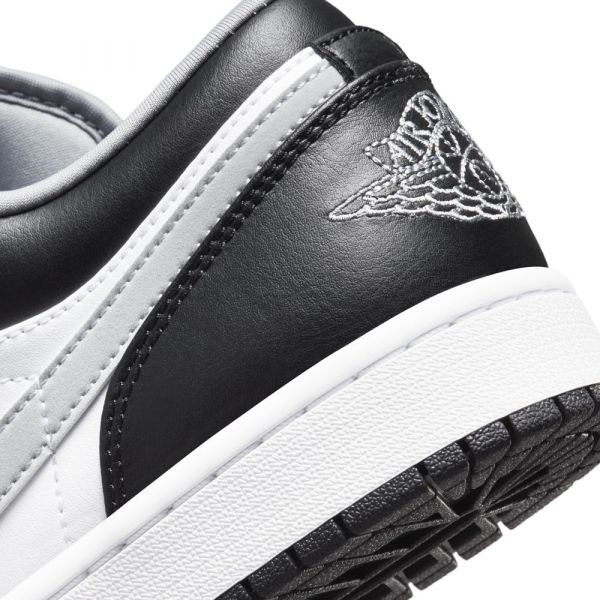 Pantofi sport Nike Air Jordan 1 Low Barbati