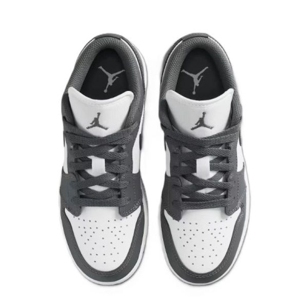 Pantofi sport Nike AIR JORDAN 1 LOW BG Copii