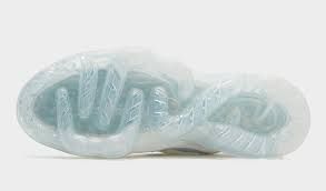 Pantofi Sport Nike W AIR VAPORMAX 2023 FK DV6840-100