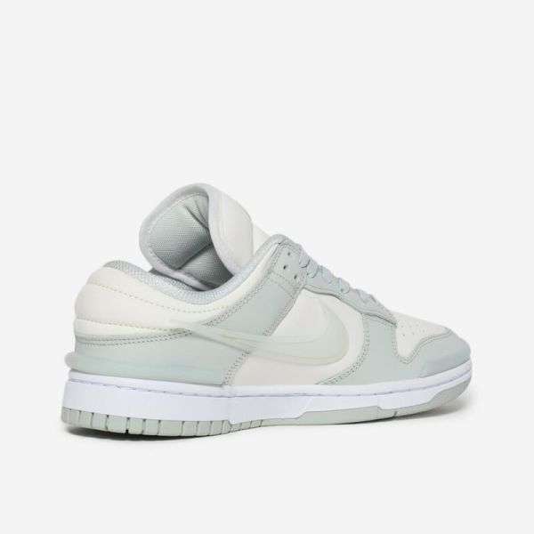 Pantofi sport Nike W DUNK LOW TWIST Femei