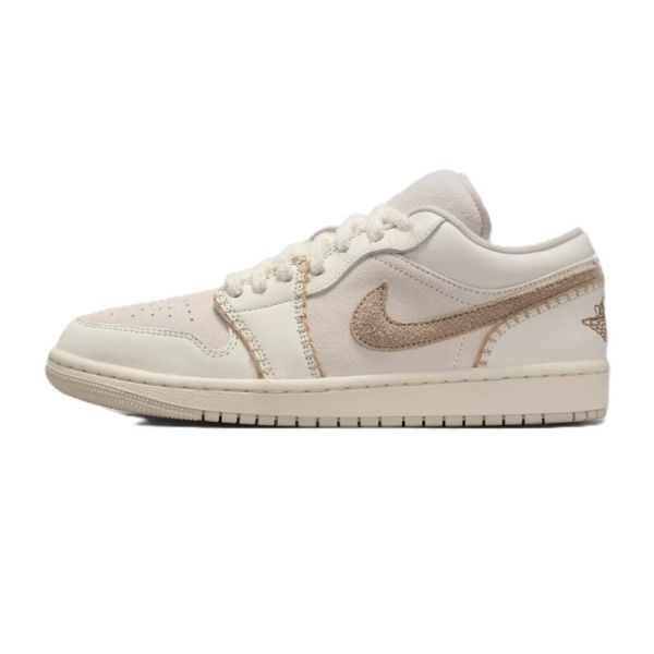 Pantofi sport Nike WMNS AIR JORDAN 1 LOW SE Femei