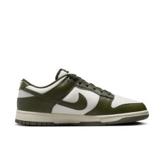 Pantofi sport Nike DUNK LOW RETRO BTTYS Barbati