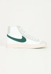 Pantofi Sport Nike BLAZER MID '77 VNTG Femei