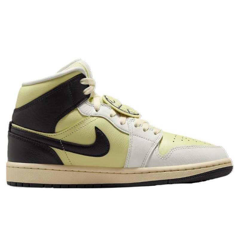 Pantofi sport Nike WMNS AIR JORDAN 1 MID SE V2 Femei